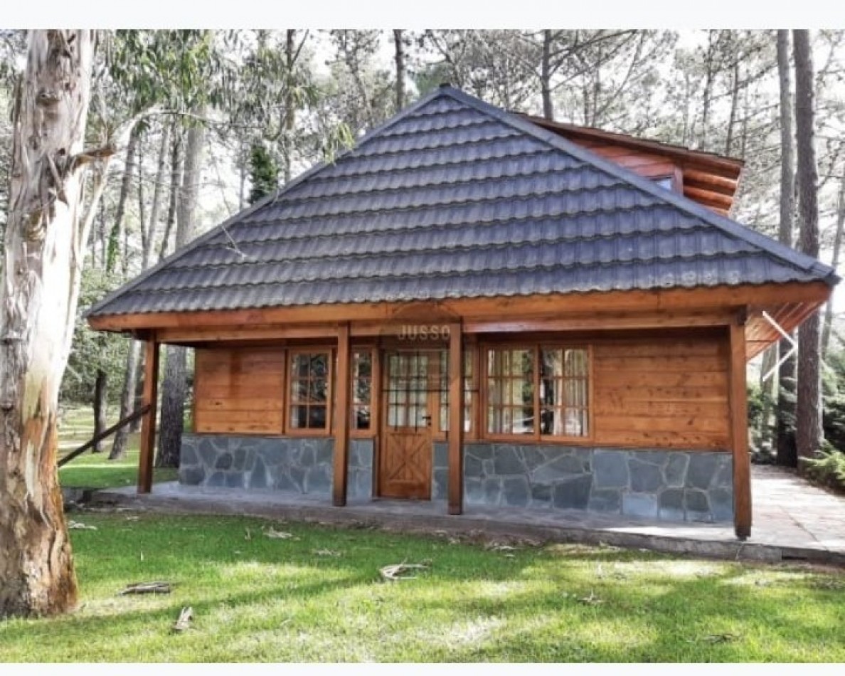 Cabaña Estilo Bariloche en Alquiler en Carilo !